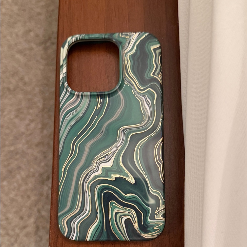 iPhone 14 Pro mag safe green and gold marbled case